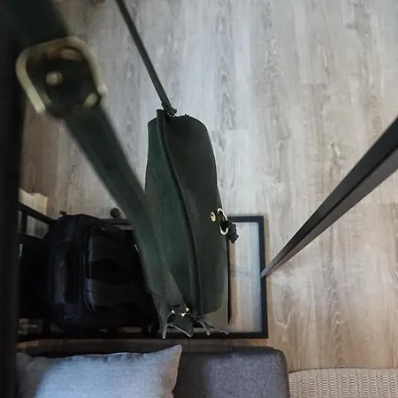 公寓 Hifive 大特尔诺沃